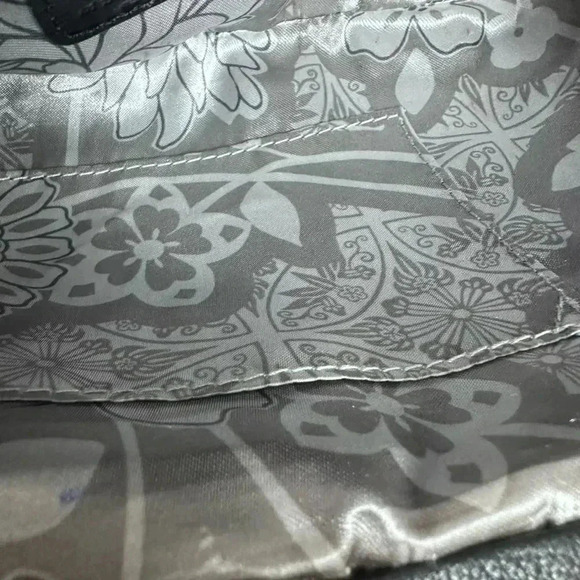 Brighton Black Rose Leather Bag with gold chain - box and dust bag - Picture 8 of 11